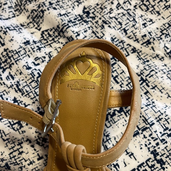 Fergie Runaround Pastel Brown Wedges /Size 6M - Picture 3 of 4